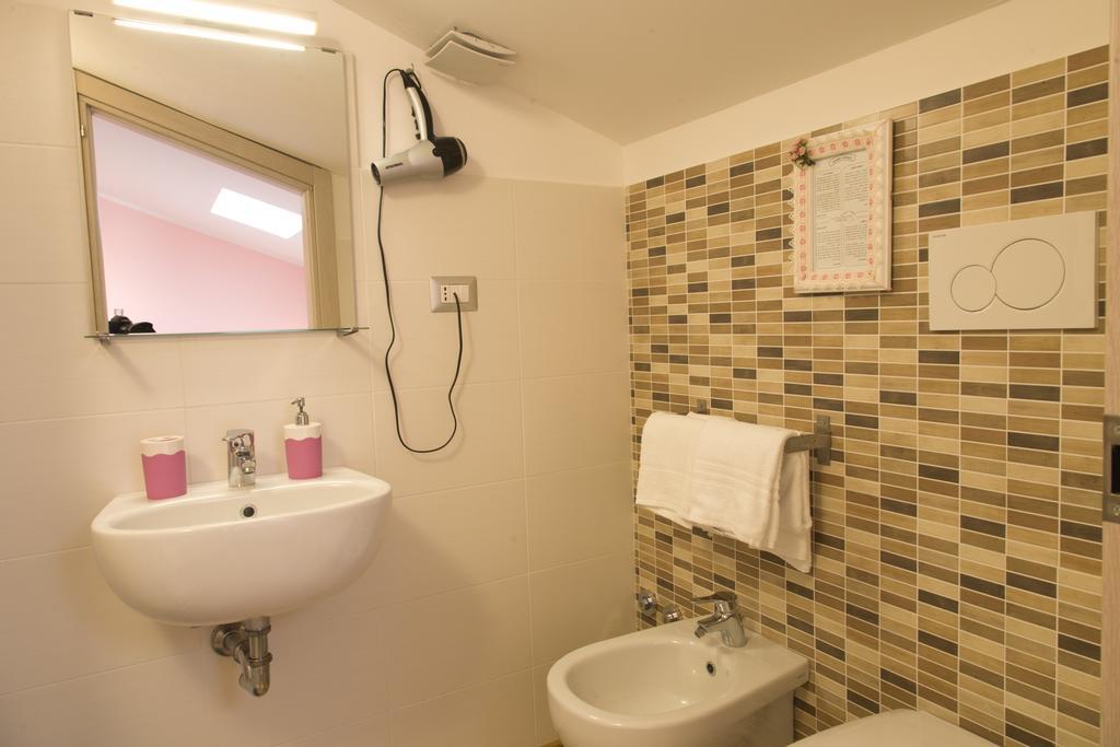 Green House Bed and Breakfast Loreto Esterno foto