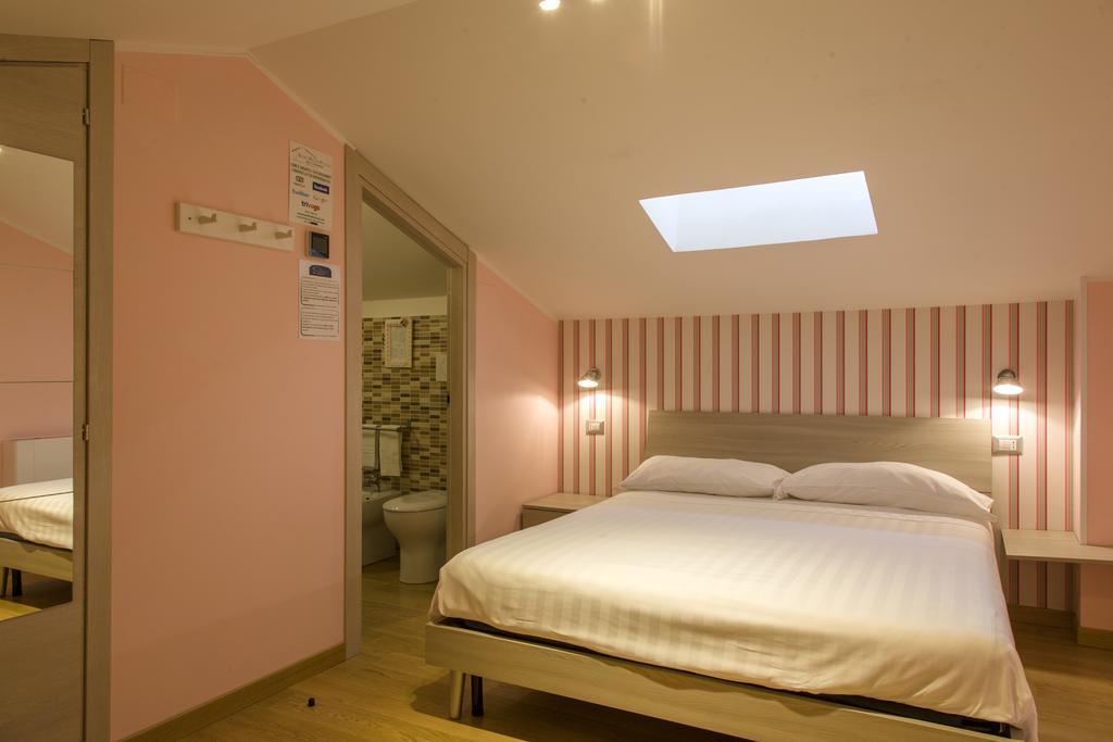 Green House Bed and Breakfast Loreto Esterno foto